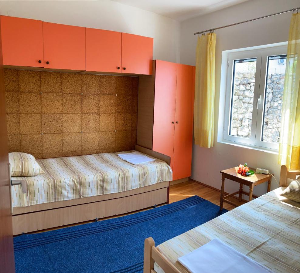 Apartman Carmak อุลซิน ภายนอก รูปภาพ