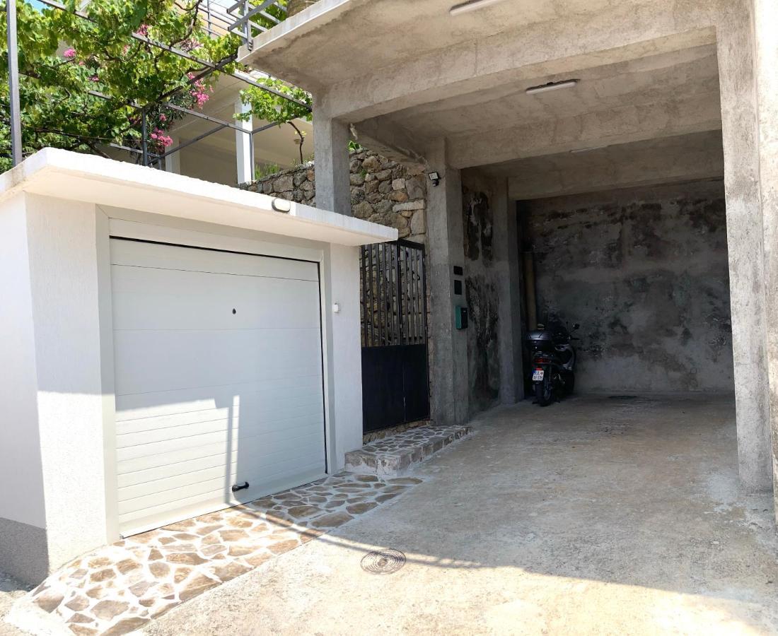 Apartman Carmak อุลซิน ภายนอก รูปภาพ
