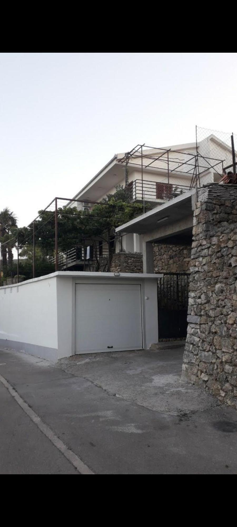 Apartman Carmak อุลซิน ภายนอก รูปภาพ